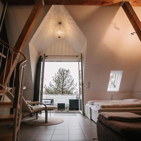 שוואבאך Eigenes Maisonettehaus In Idyllischer Lage Mit Balkon, Nahe Messe, 24H Self-Check In, Gratis Parken מראה חיצוני תמונה