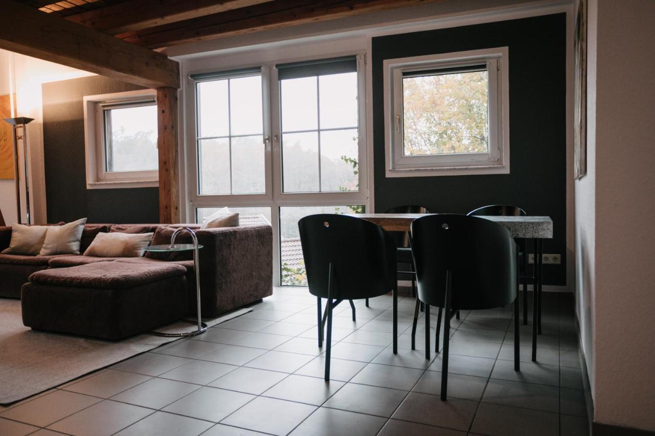 שוואבאך Eigenes Maisonettehaus In Idyllischer Lage Mit Balkon, Nahe Messe, 24H Self-Check In, Gratis Parken מראה חיצוני תמונה