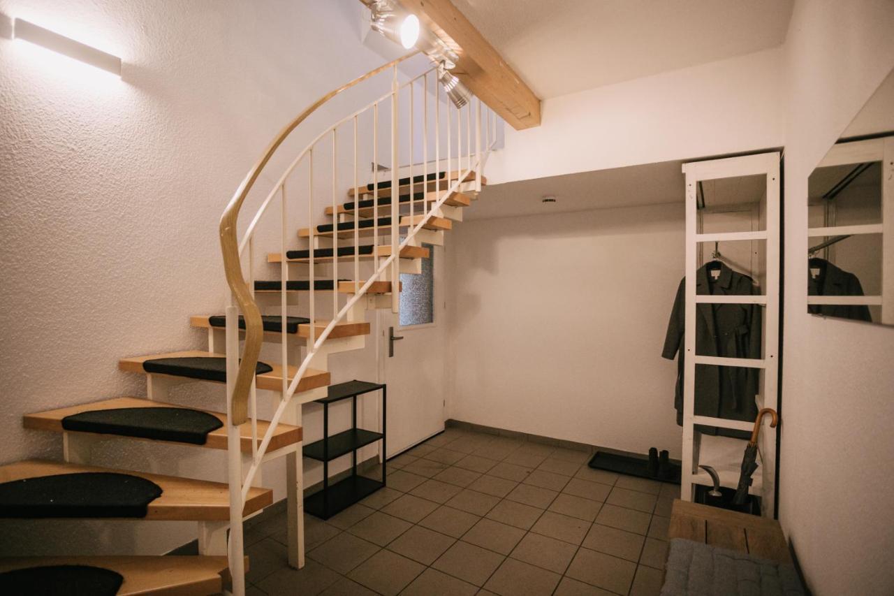 שוואבאך Eigenes Maisonettehaus In Idyllischer Lage Mit Balkon, Nahe Messe, 24H Self-Check In, Gratis Parken מראה חיצוני תמונה