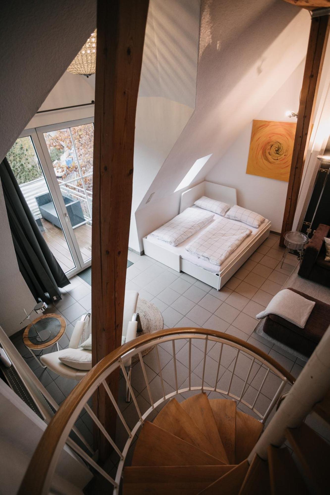 שוואבאך Eigenes Maisonettehaus In Idyllischer Lage Mit Balkon, Nahe Messe, 24H Self-Check In, Gratis Parken מראה חיצוני תמונה